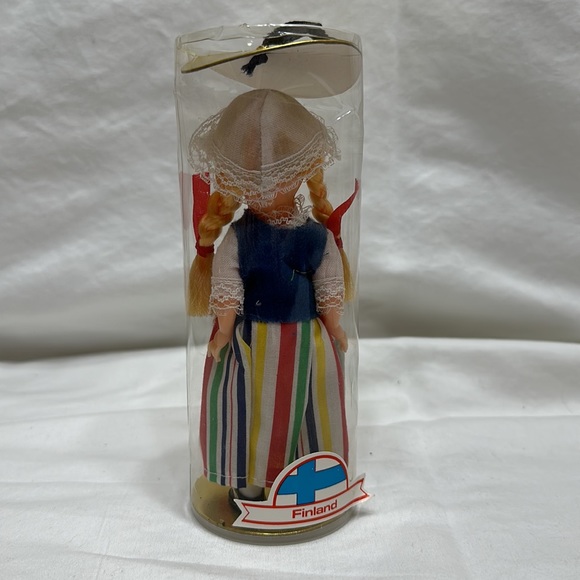 Finland Doll - Picture 2 of 3